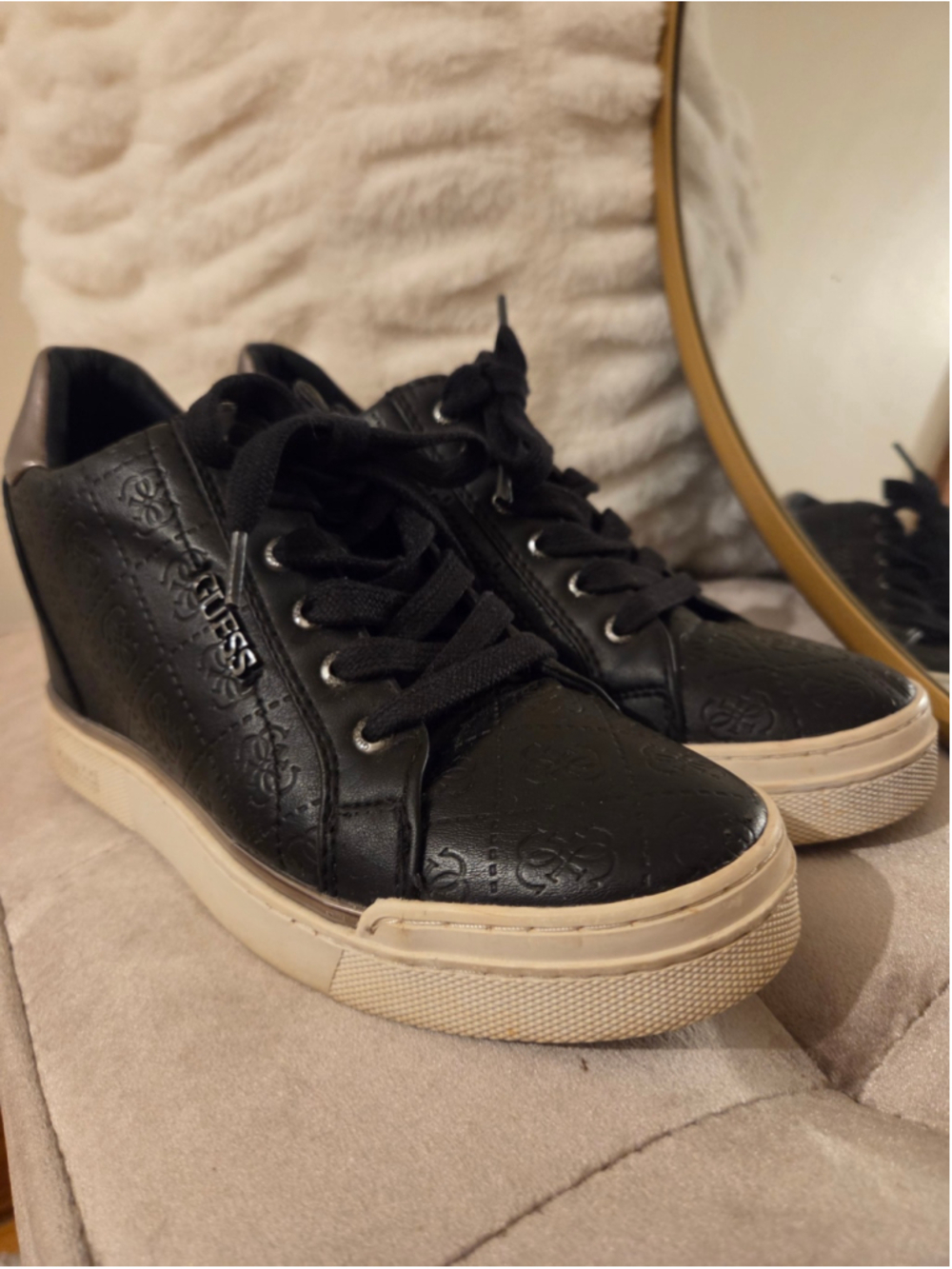 Women's Guess Wedge Sneakers Black Beige Size 8